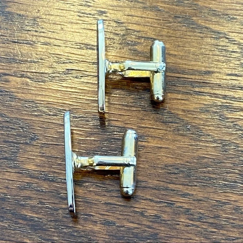 Vintage Anson Gold Tone Classic Oval Cufflinks